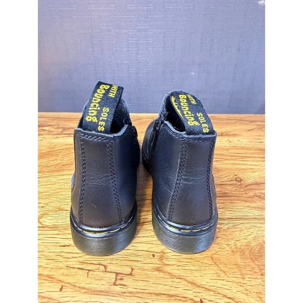 Dr. Martens Kids Black Banzai Leather Chelsea Side Zip Boots  Sz 11